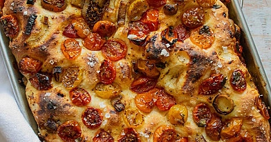 Przepis na Focaccia Pizza - płaski włoski chleb/pizza (dodatek lub alternatywa dla podstawy pizzy)