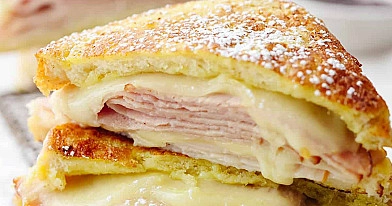 Sandwich - Kanapka Monte Cristo z serem smażonym