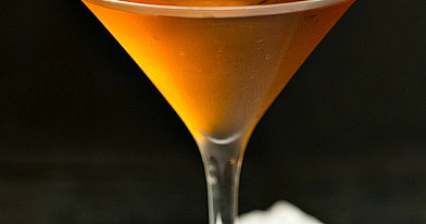 Stinger - koktajl alkoholowy z brandy i likierem miętowym