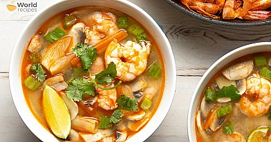 Najpyszniejsza zupa Tom Yum Goong z pastą tom yum